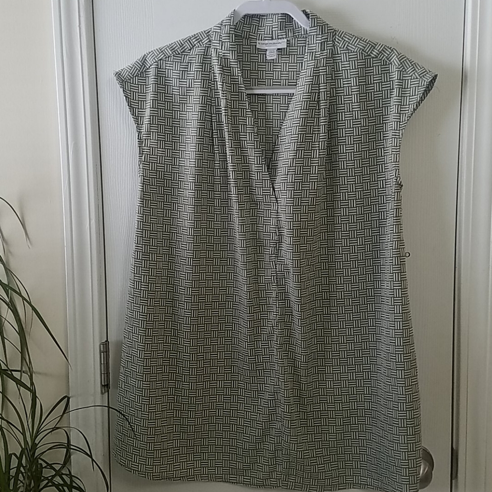 Liz Lagrange Maternity